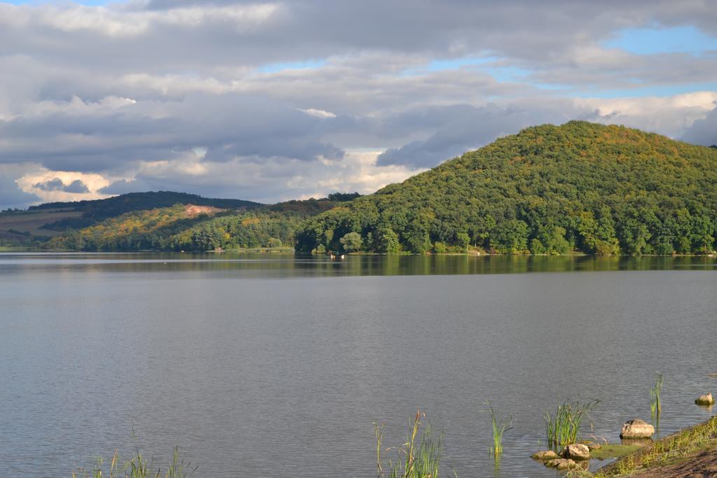 Vár-lak Vendégház Szendro Exterior foto
